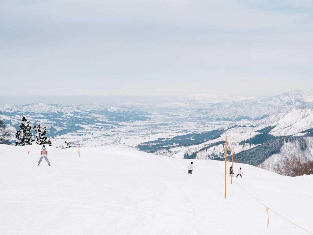 Yuzawa Toei Hotel Dış mekan fotoğraf